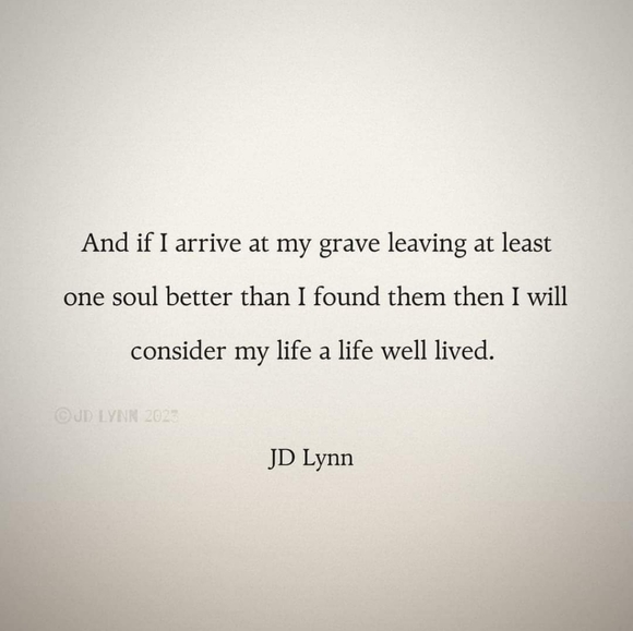 Meet your Posher - Kayla - Picture 2 of 16